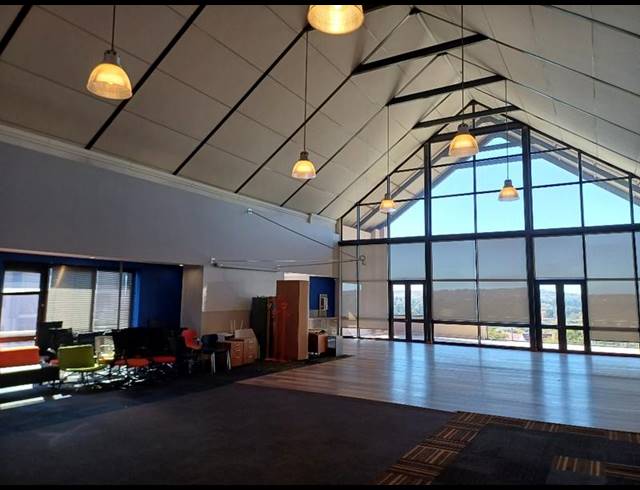 BUSINESS PROPERTY TO RENT IN IRENE